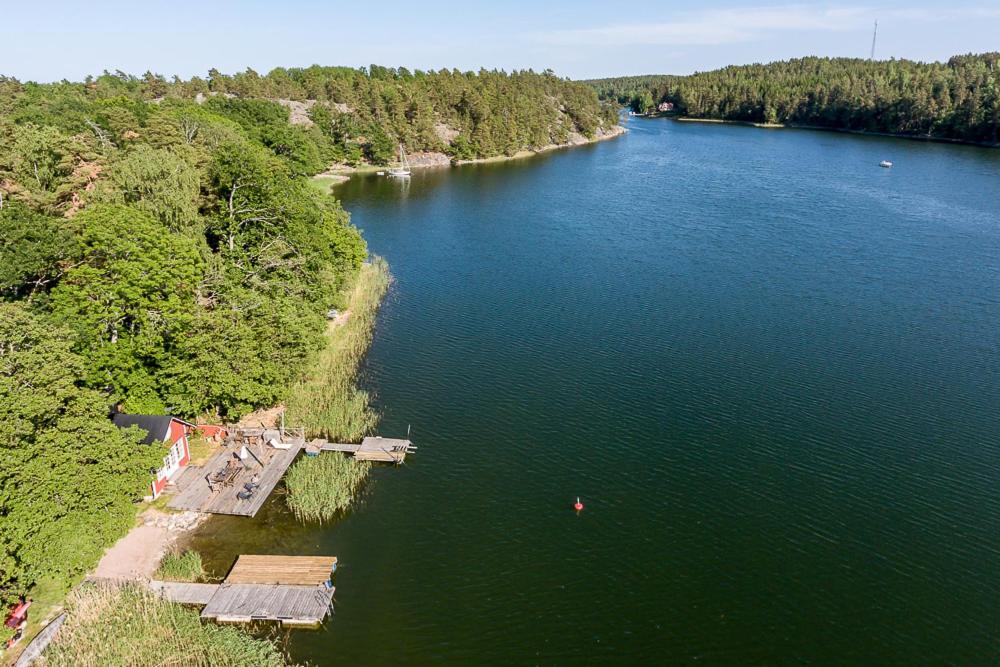 Värmdö Sea View Myttingeヴィラ エクステリア 写真